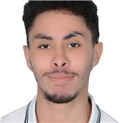 Prof de marketing pour lycée. Étudiant en 5eme année master